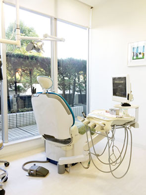 浦和歯科クリニック：診察室